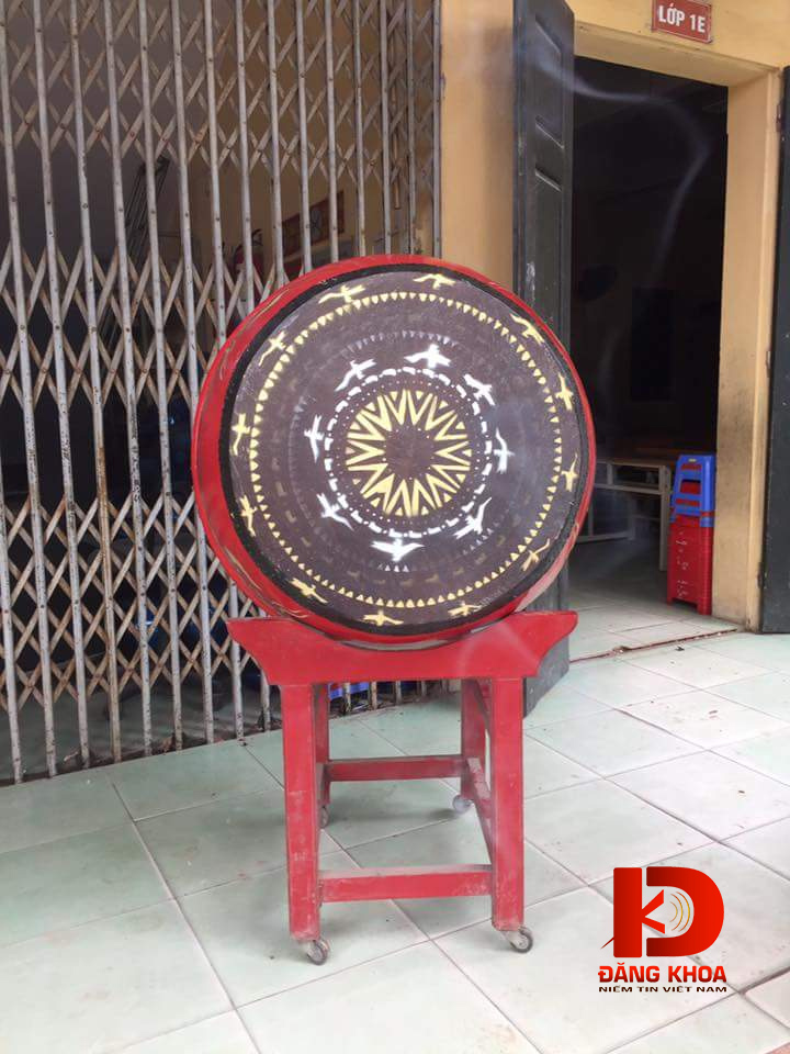 Hình ảnh cho tin tức Nơi bán trống trường chất lượng Hà Nội