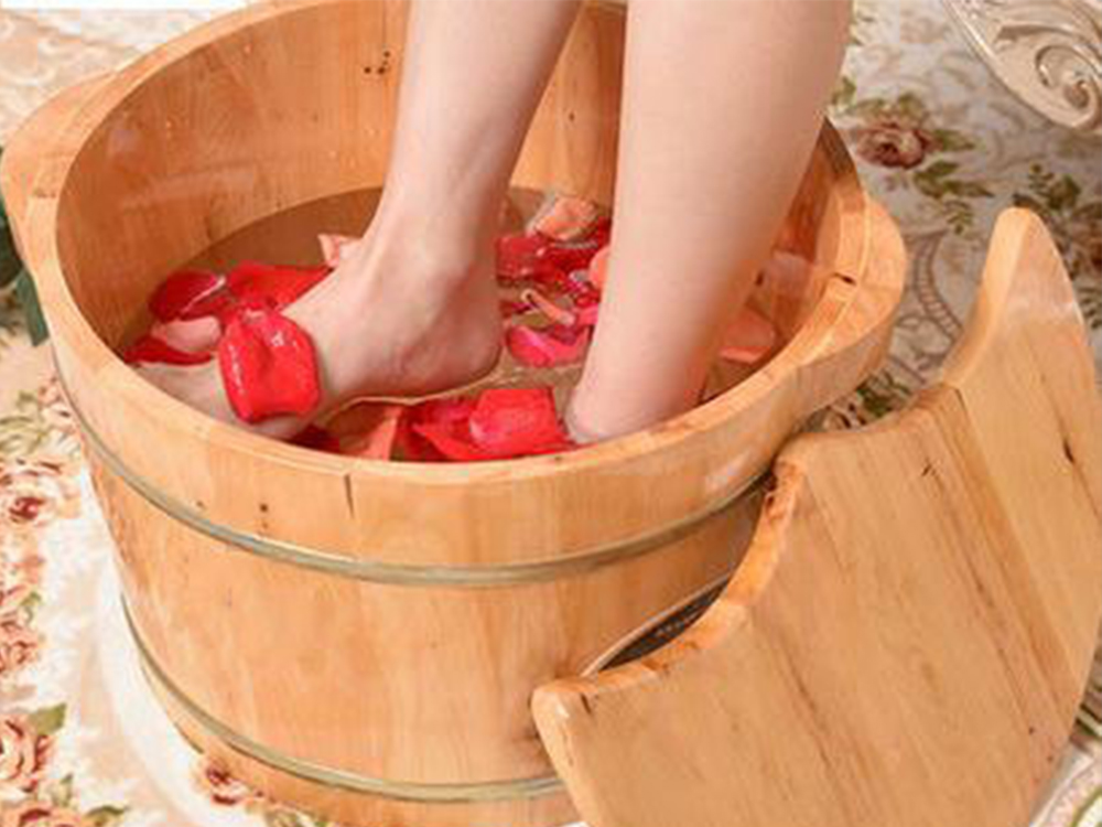 Hình ảnh cho tin tức Tìm mua thùng gỗ ngâm chân tại Hà Nội