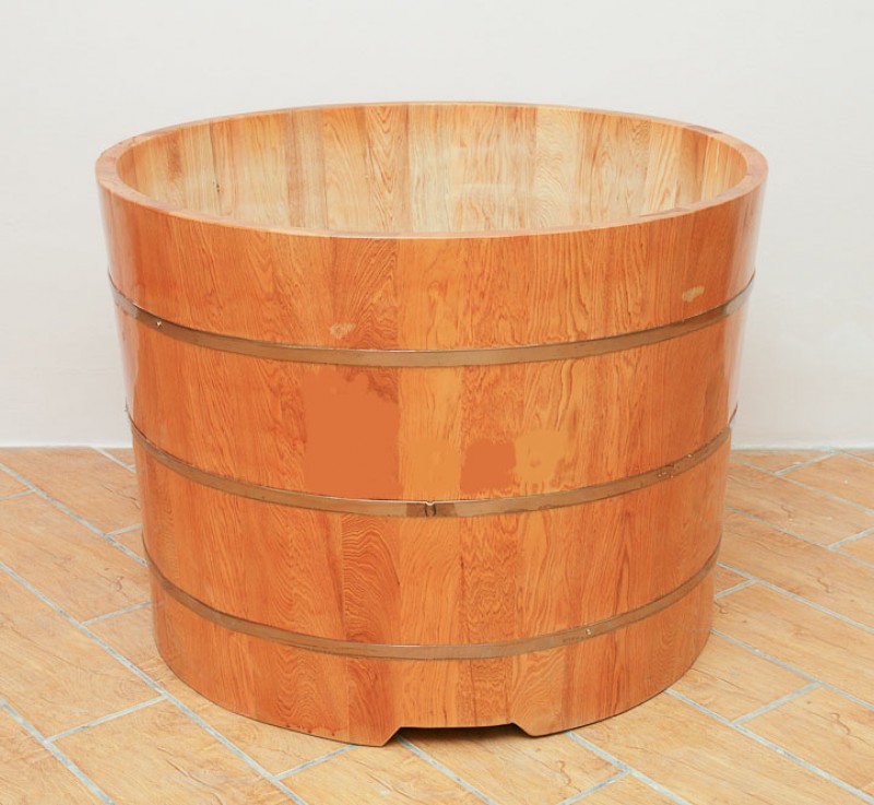 Hình ảnh cho tin tức Mua thùng tắm gỗ sồi lõi mít ở đâu giá rẻ uy tín 