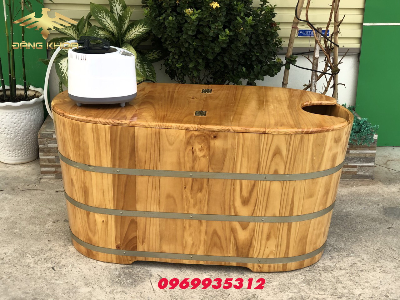 Hình ảnh cho tin tức Mua thùng tắm gỗ xông hơi dáng tròn hot nhất 2021