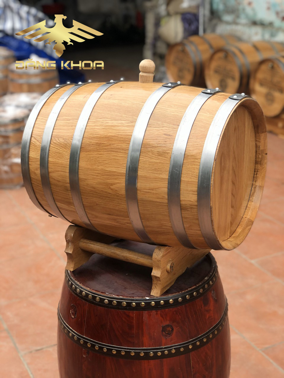 Hình ảnh cho tin tức Có nên mua thùng gỗ sồi cũ hay không?