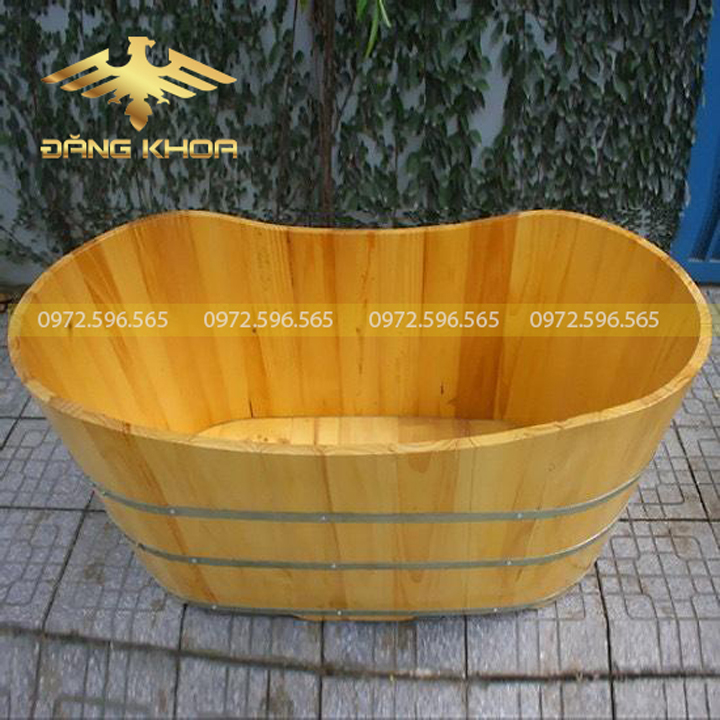 Bồn tắm bằng gỗ được yêu thích tại Trống Đăng Khoa