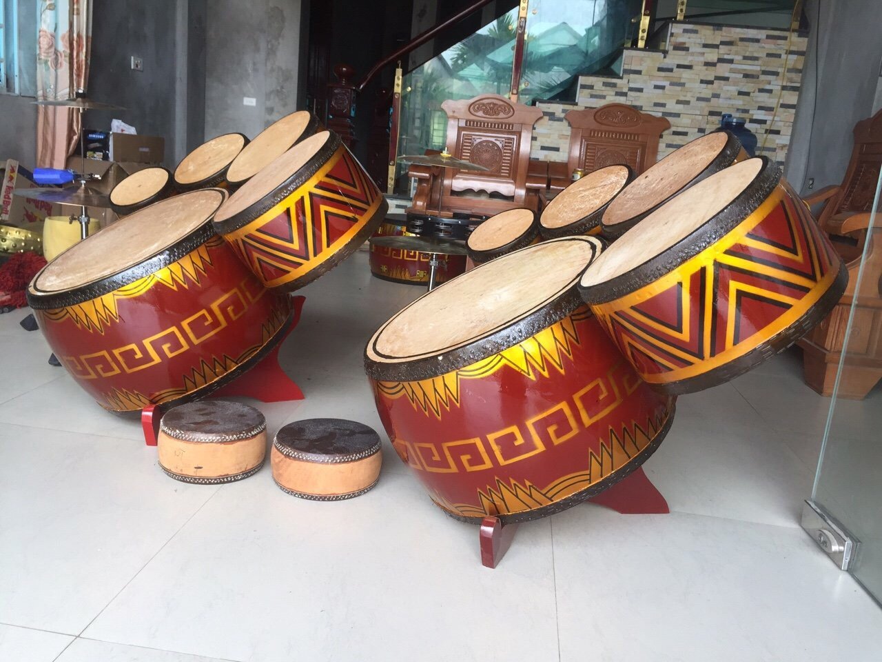 Hình ảnh cho tin tức Ở ĐÂU BÁN TRỐNG HÁT VĂN VẼ THỔ CẨM ĐẸP?