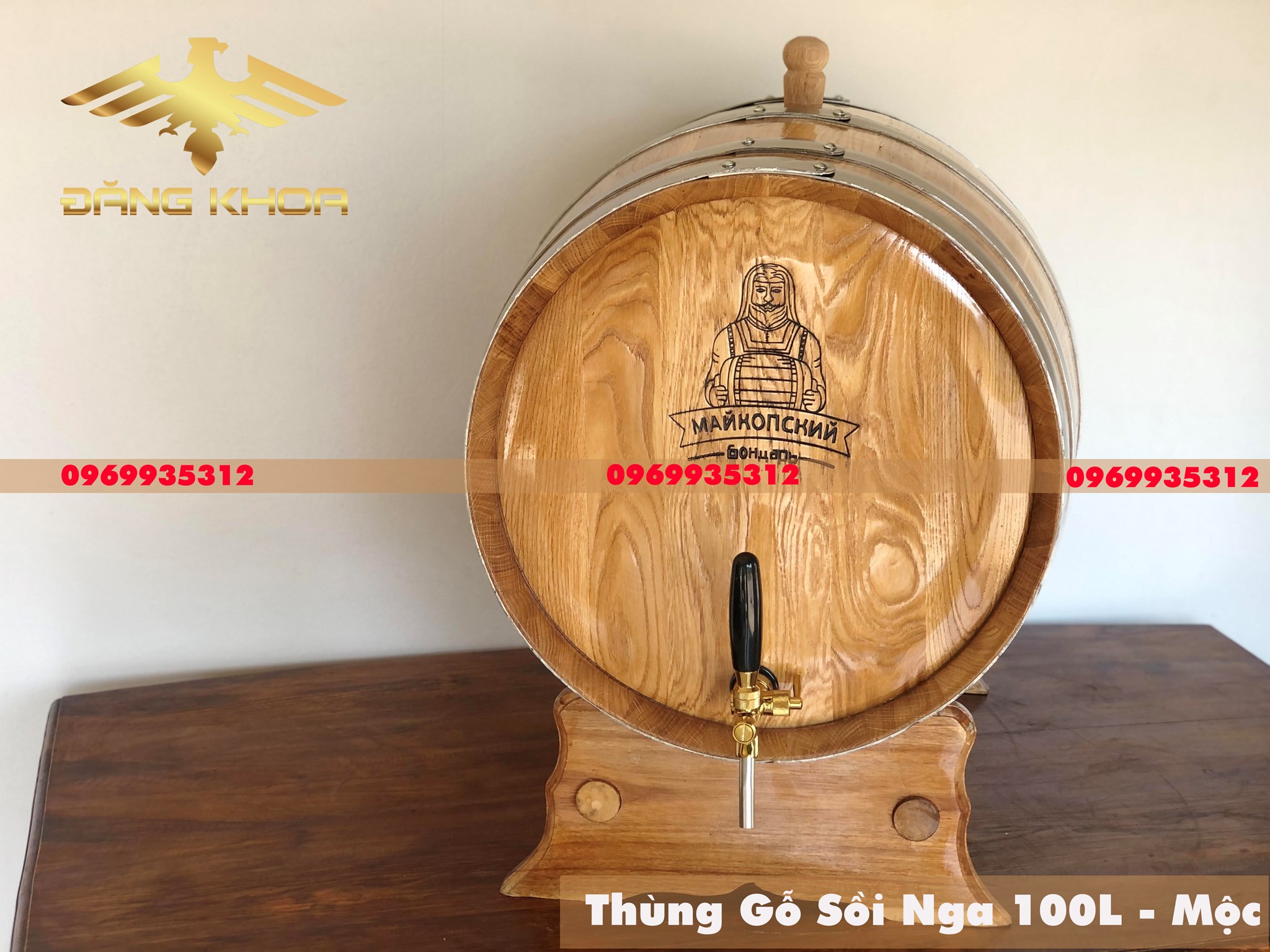 Bước 3: Tiến hành ủ rượu vào thùng gỗ sồi