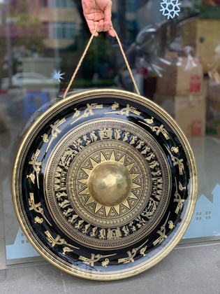 Hình ảnh của Chiêng đồng 60cm mặt hoa văn trống đồng