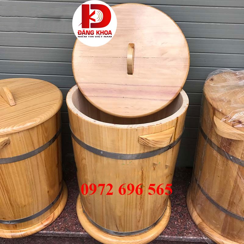 Hình ảnh cho tin tức Thùng đựng gạo bằng gỗ đang được phổ biến trên thị trường